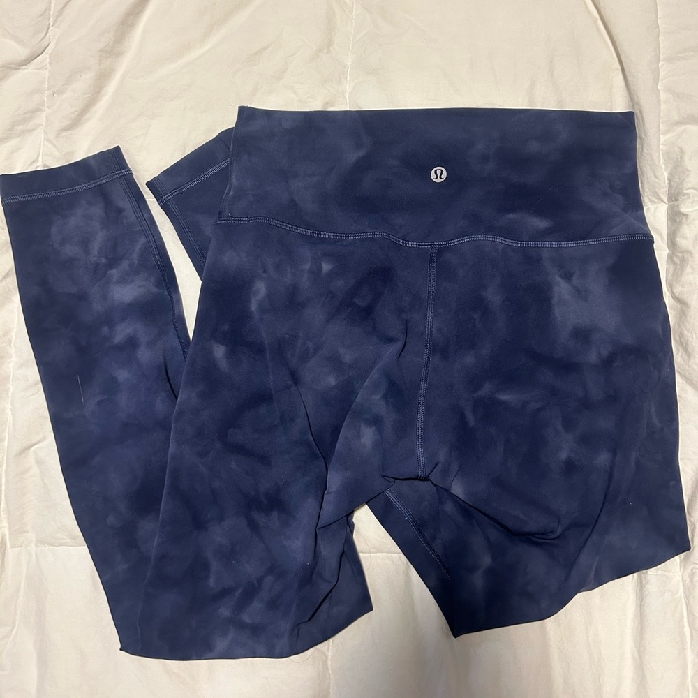 Lululemon Wunder under leggings